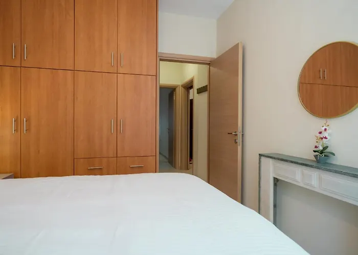 The Miller House Under Meteora Apartmán